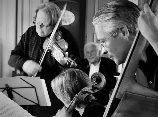 Thüringer Bach Collegium. Kleine Besetzung. Bild: Holger Hinz.